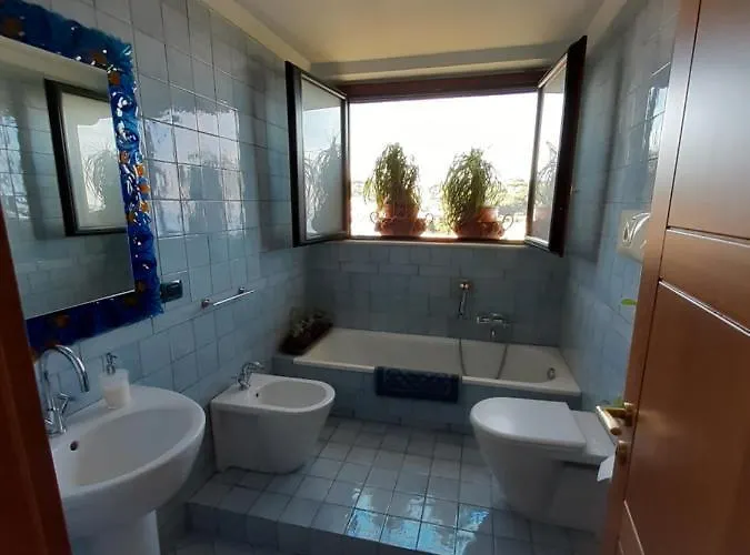 Una Vedetta Sul Mare * SantʼAgata sui Due Golfi