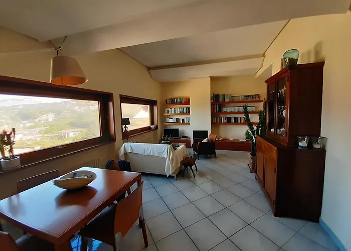 Una Vedetta Sul Mare *